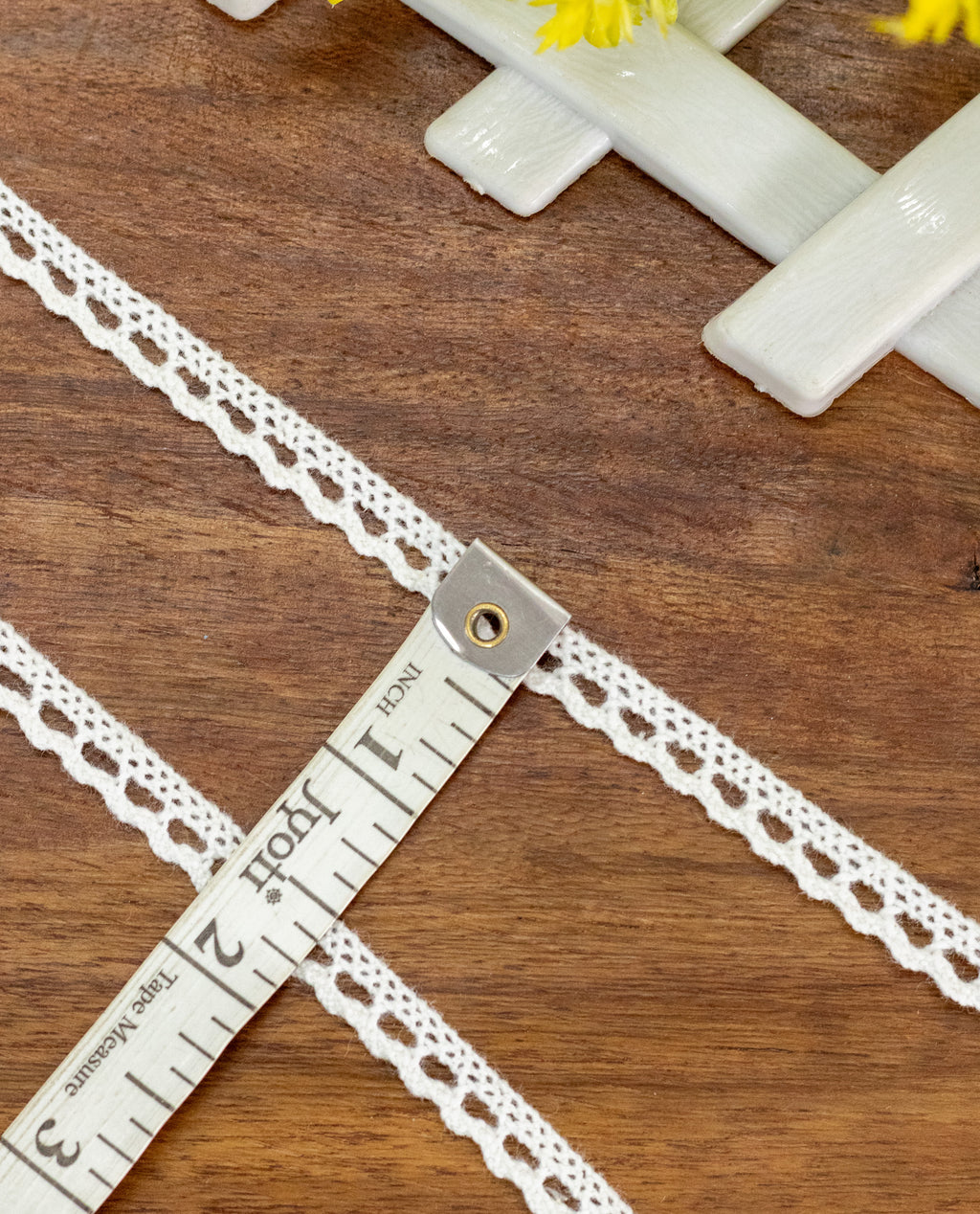 Crochet Lace - Tiny Crochet Edging (Width - 0.25 inch)