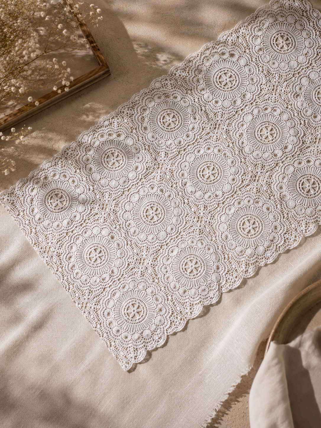 Broad Geometrical Guipure Lace