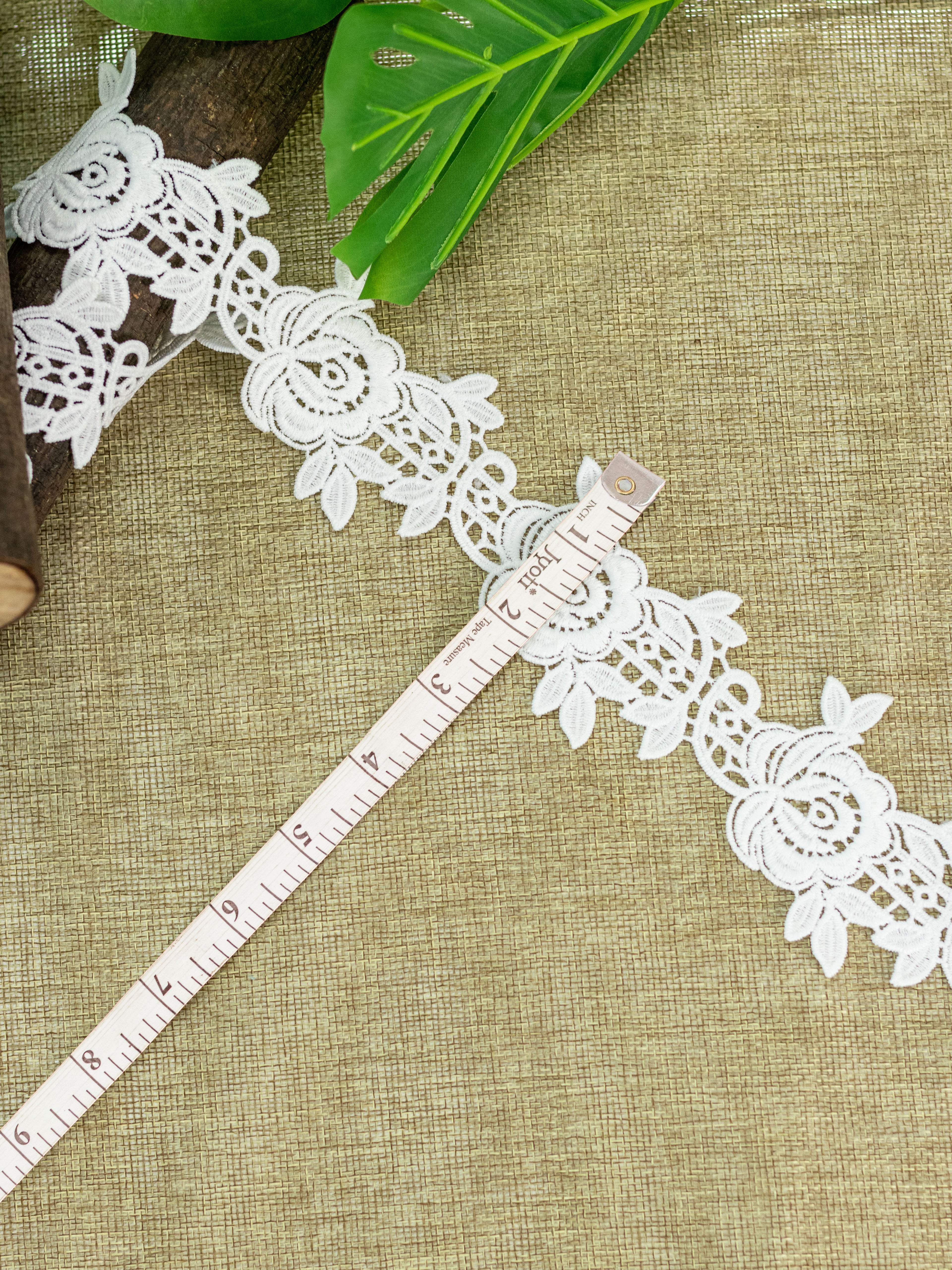 GPO Lace - Rose Motifs Lace  (Width - 2 Inch)