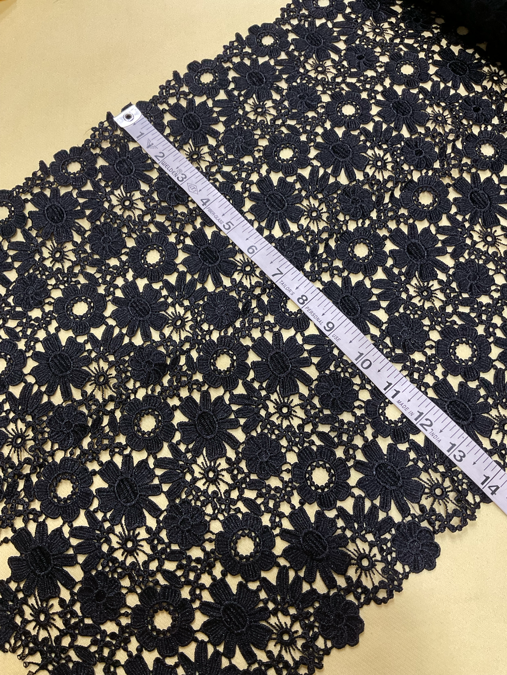 Guipure Lace - Broad floral shining Black Border (width-14.5”)