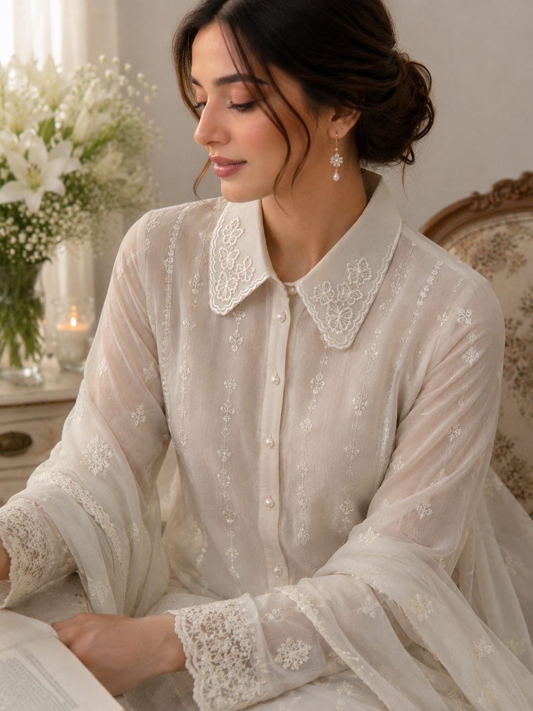 White Butterfly Embroidered Collar Lace Applique Pair