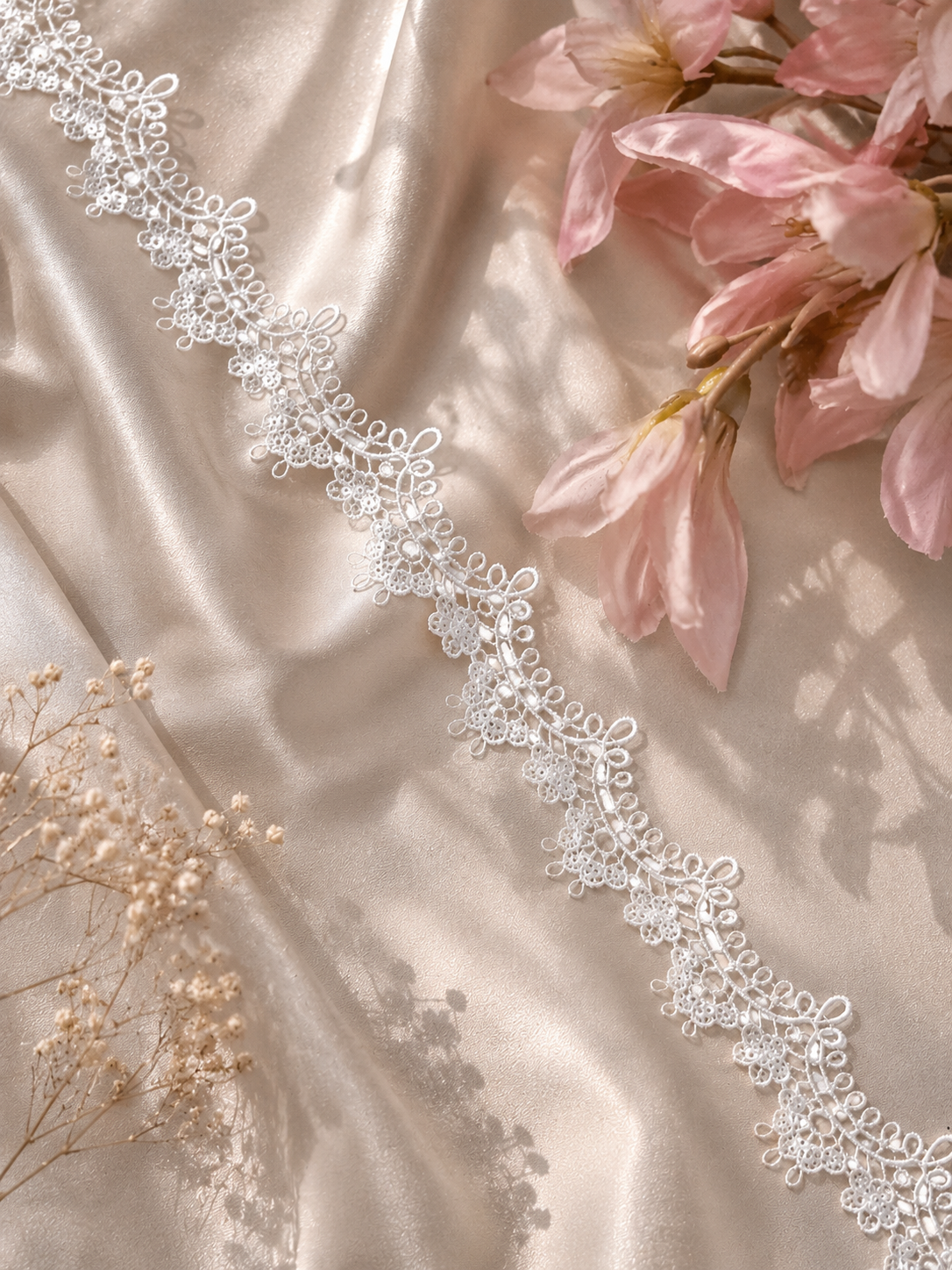 Guipure Lace - Delicate edging with sequins (width-1”)
