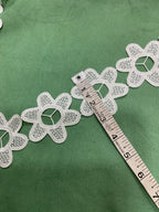 Guipure Lace Connected Flowers (width-3”)