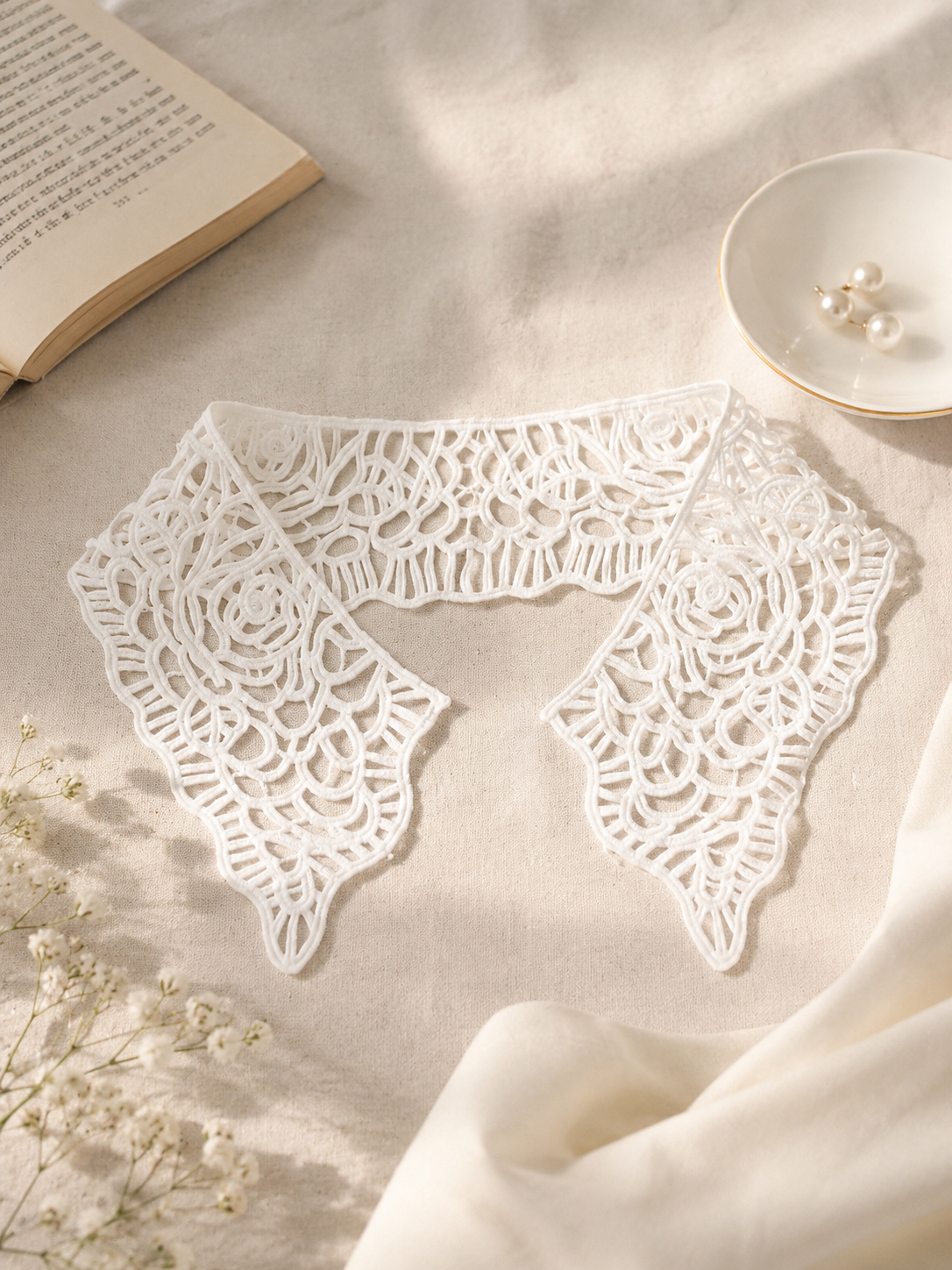Guipure Abstract Cutwork Collar
