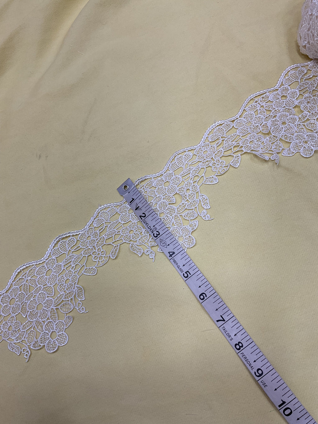 Delicate Floral Guipure Lace