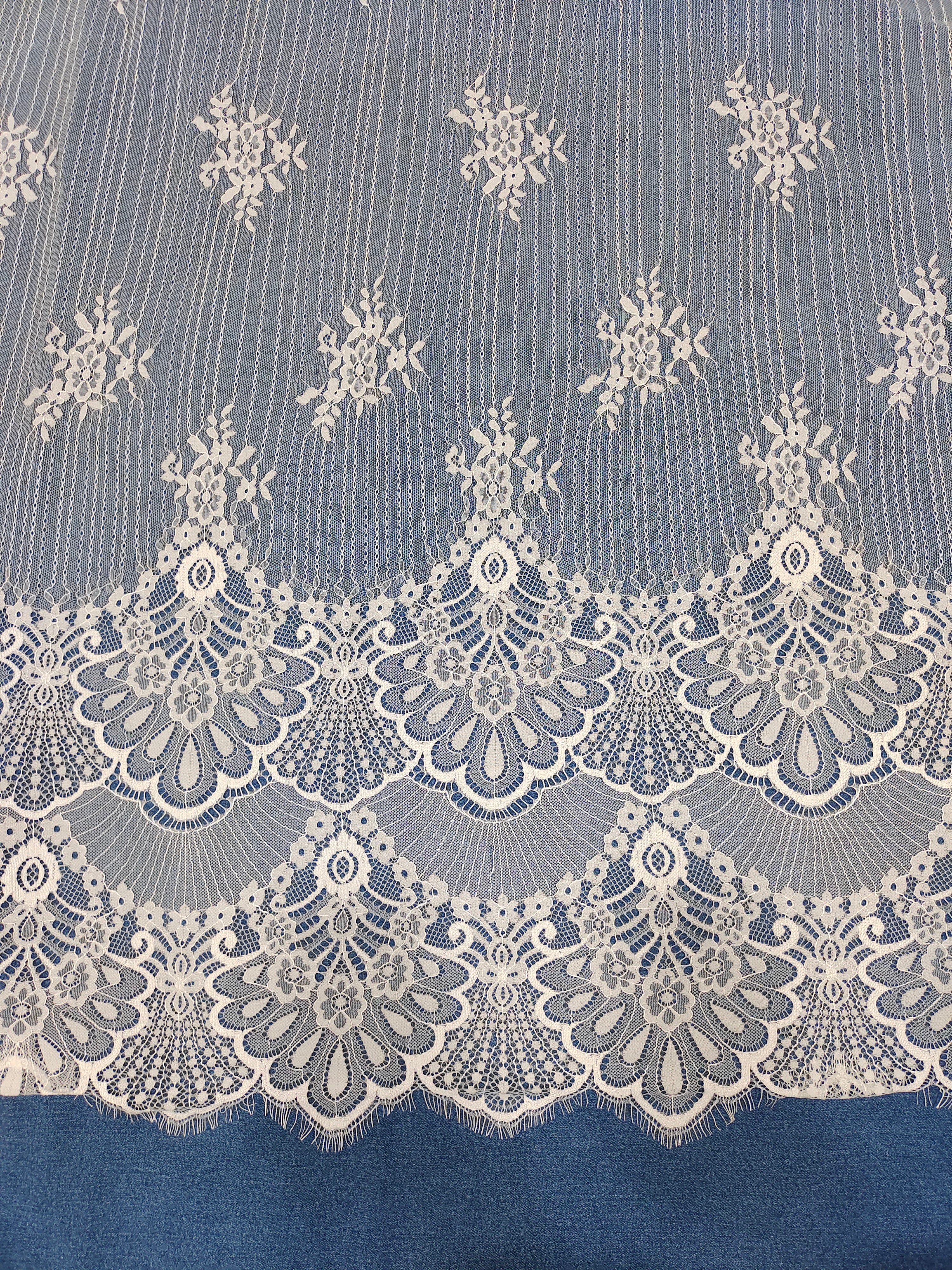 Premium Floral Scalloped Embbroidered Net Lace Fabric – Intricate Vertical Pattern with Heavy Border Design (Approx. 12–14 Inch Width)