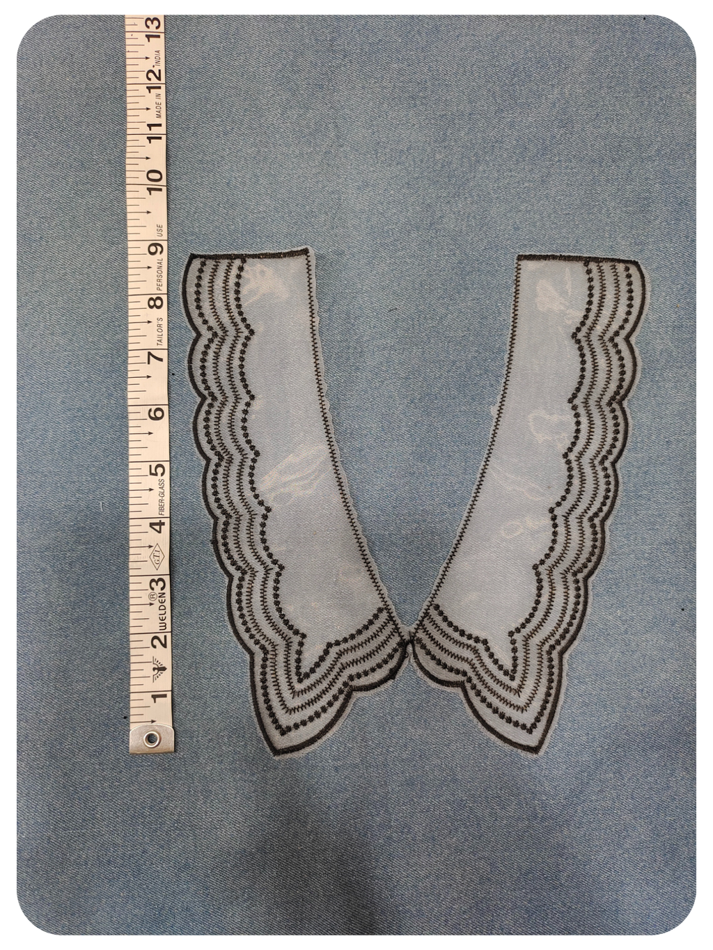 Black & White Embroidered Collar Lace Applique Pair