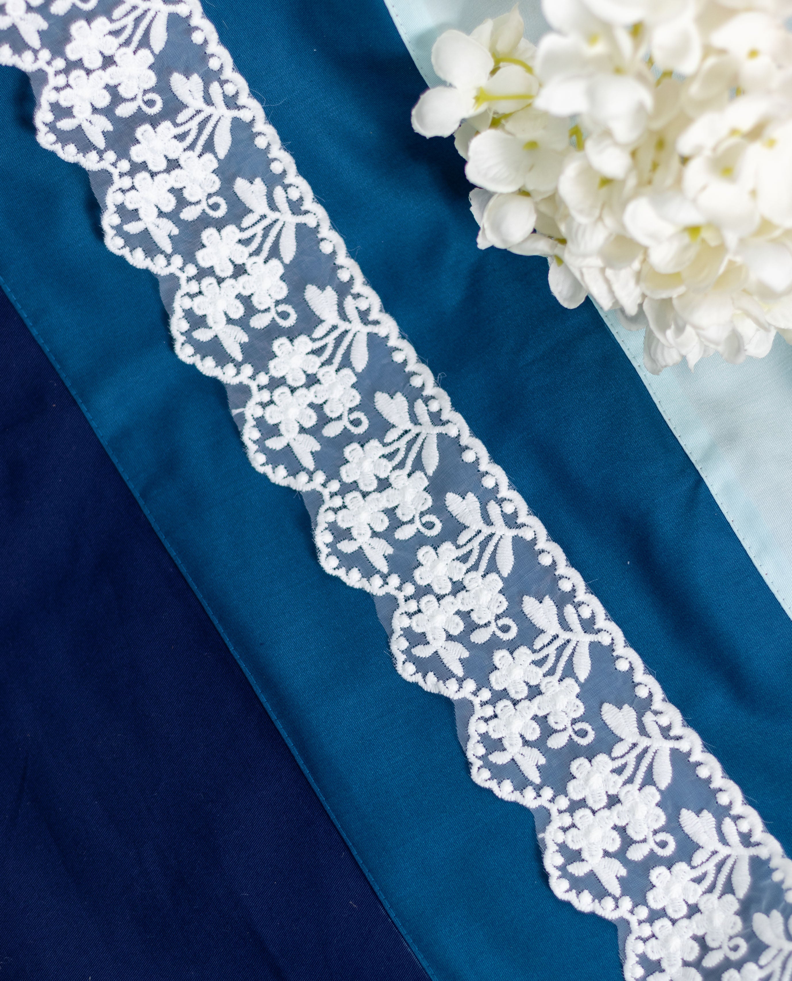 Organza Lace - Floral Bunch on Organza (Width - 2 inch)