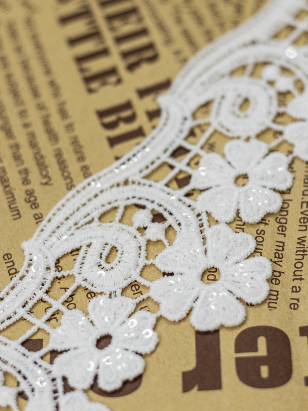 GPO Lace - Hanging Daisy Floral Motifs & Sequin Highlights  (Width - 2.5 Inch )