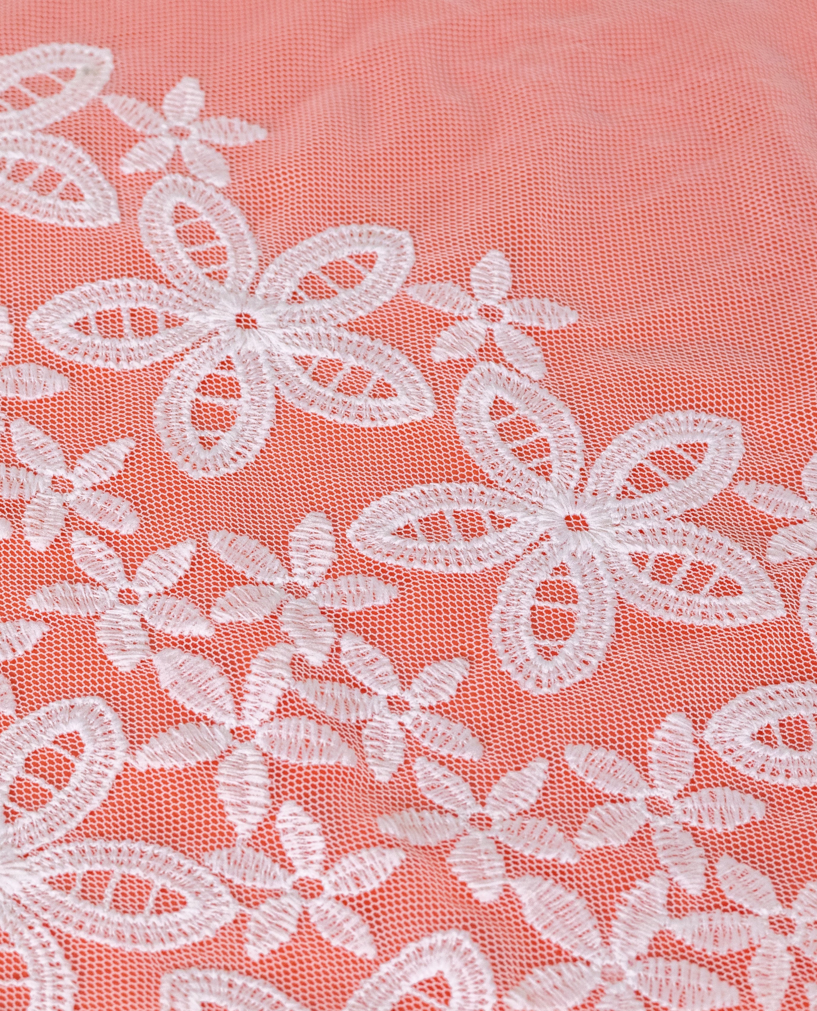 Net Lace - All over floral net lace (Width - 21 inch)