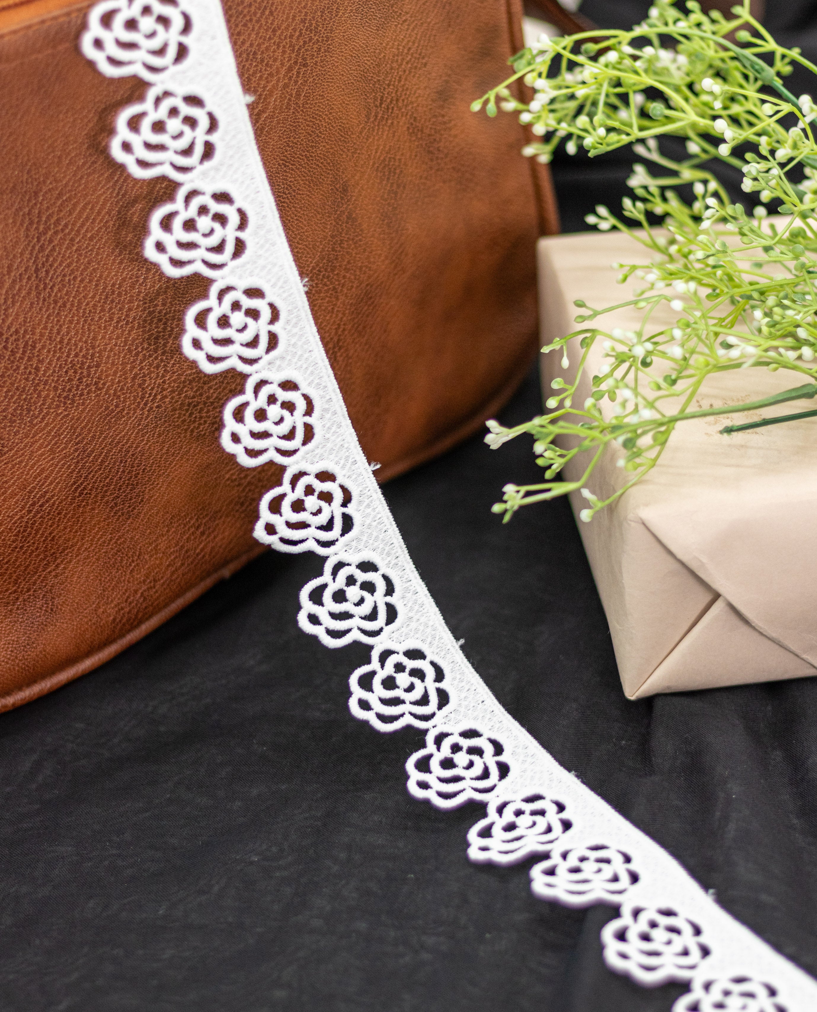 GPO Lace - Outline Rose Lace (Width - 1.5 Inch)