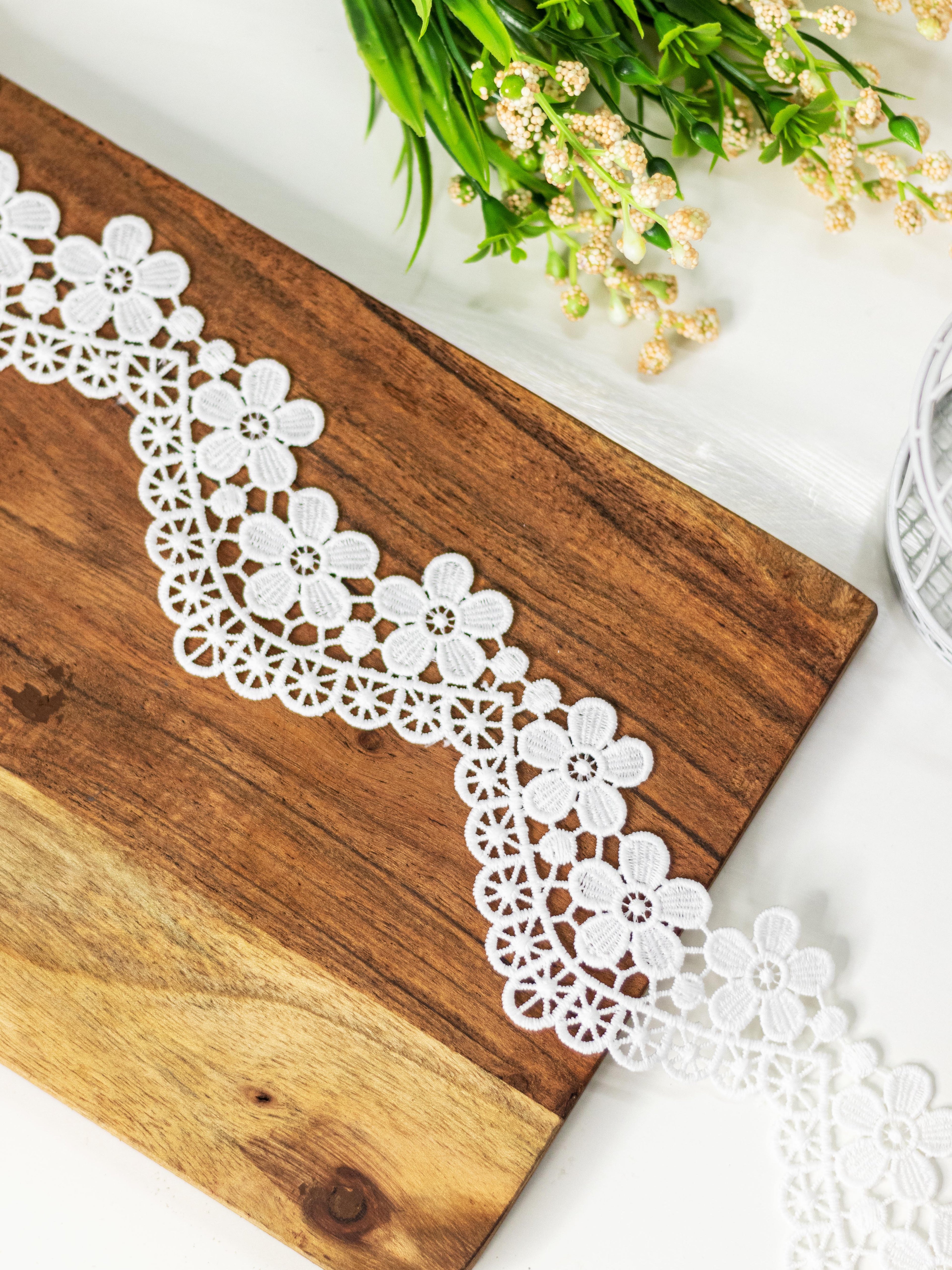 GPO Lace - Flowers on Scallops GPO Lace ( Width - 2 inch)