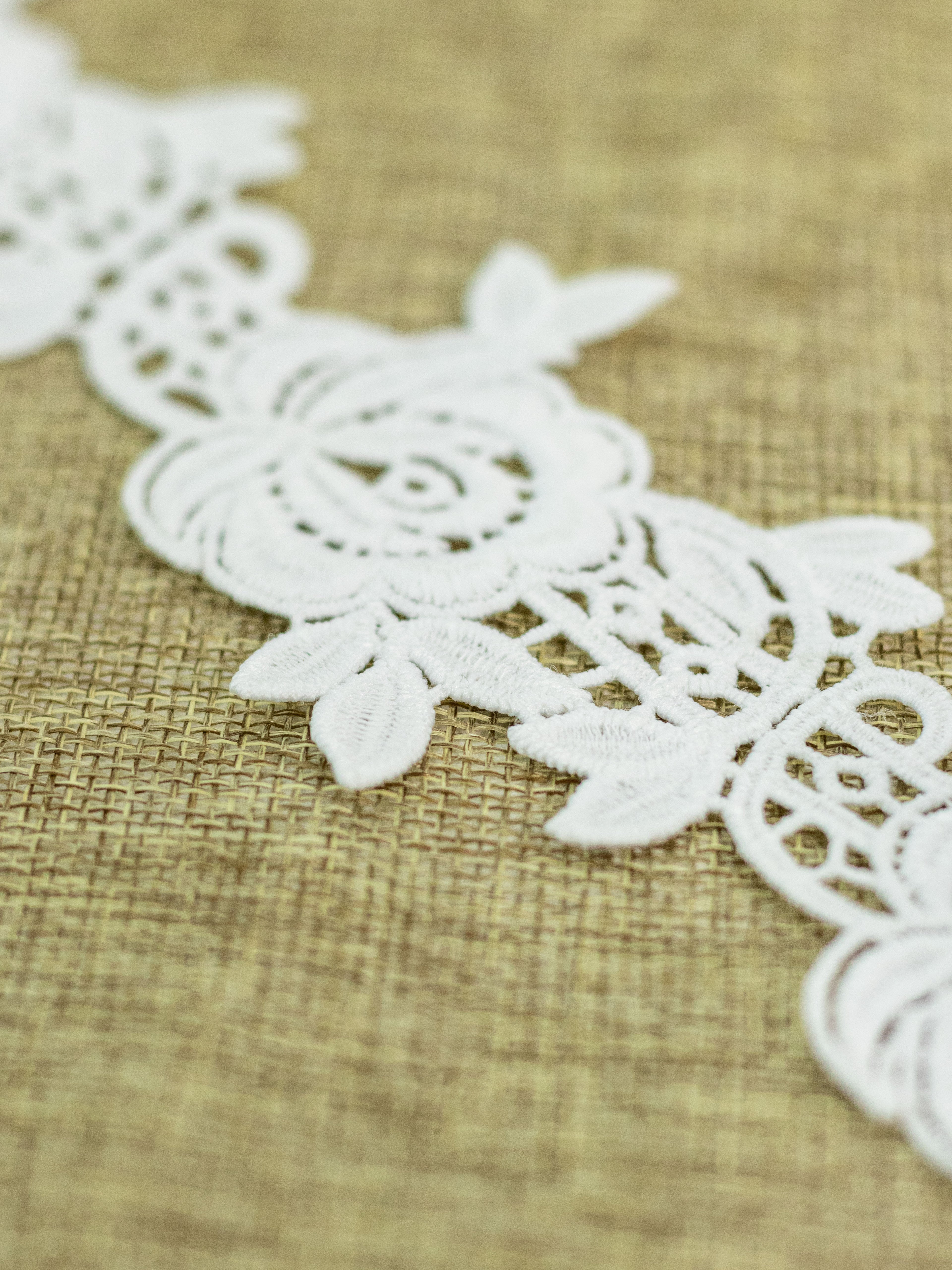 GPO Lace - Rose Motifs Lace  (Width - 2 Inch)