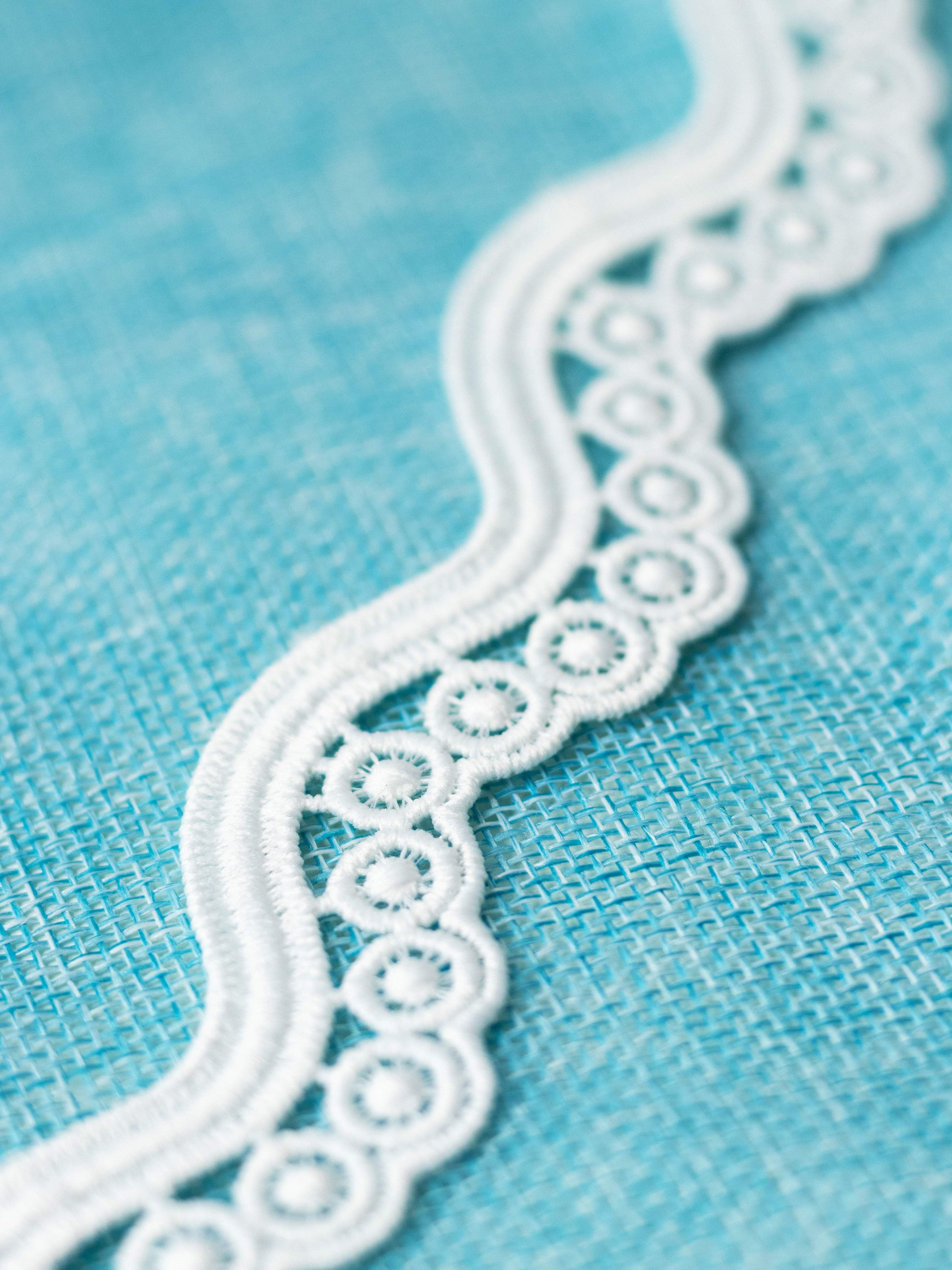 GPO Lace - Dots on Waves (Width - 2 Inch)
