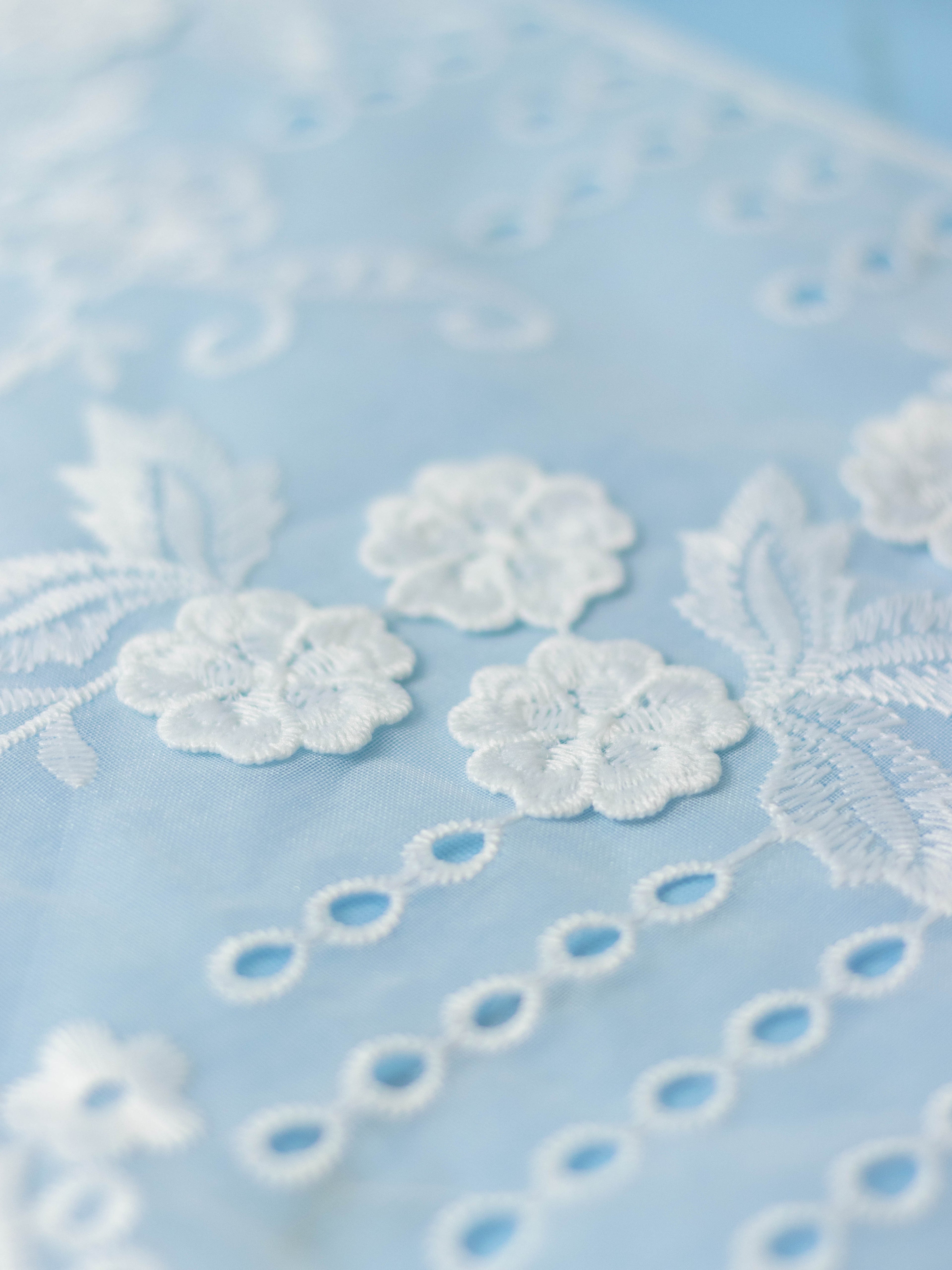 Net Lace - 3D Flower Georgette Broad Lace (Width - 10)
